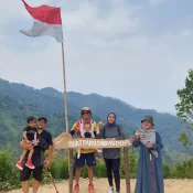 Trekking Bukit Paniisan Level Middle (3)